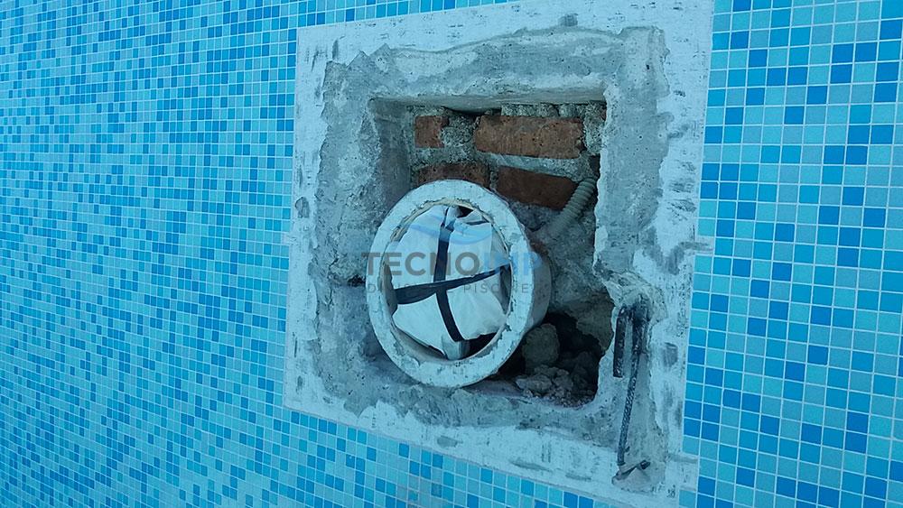 Dettaglio ristrutturazione piscine